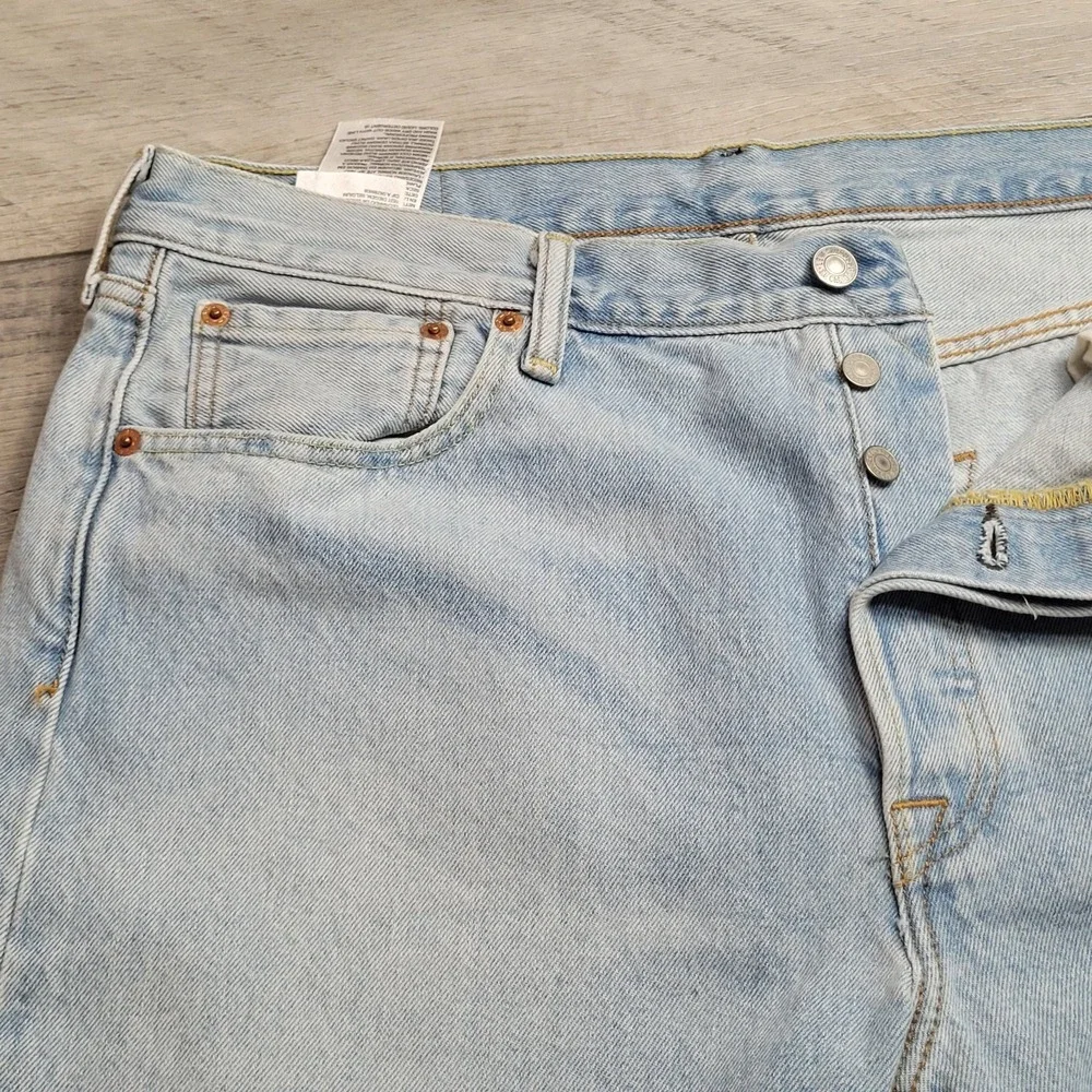 👖Levi's 501XX Jeans Men 36x30 (Fits 36x30) Light Wash Blue Fade Button Fly 2017